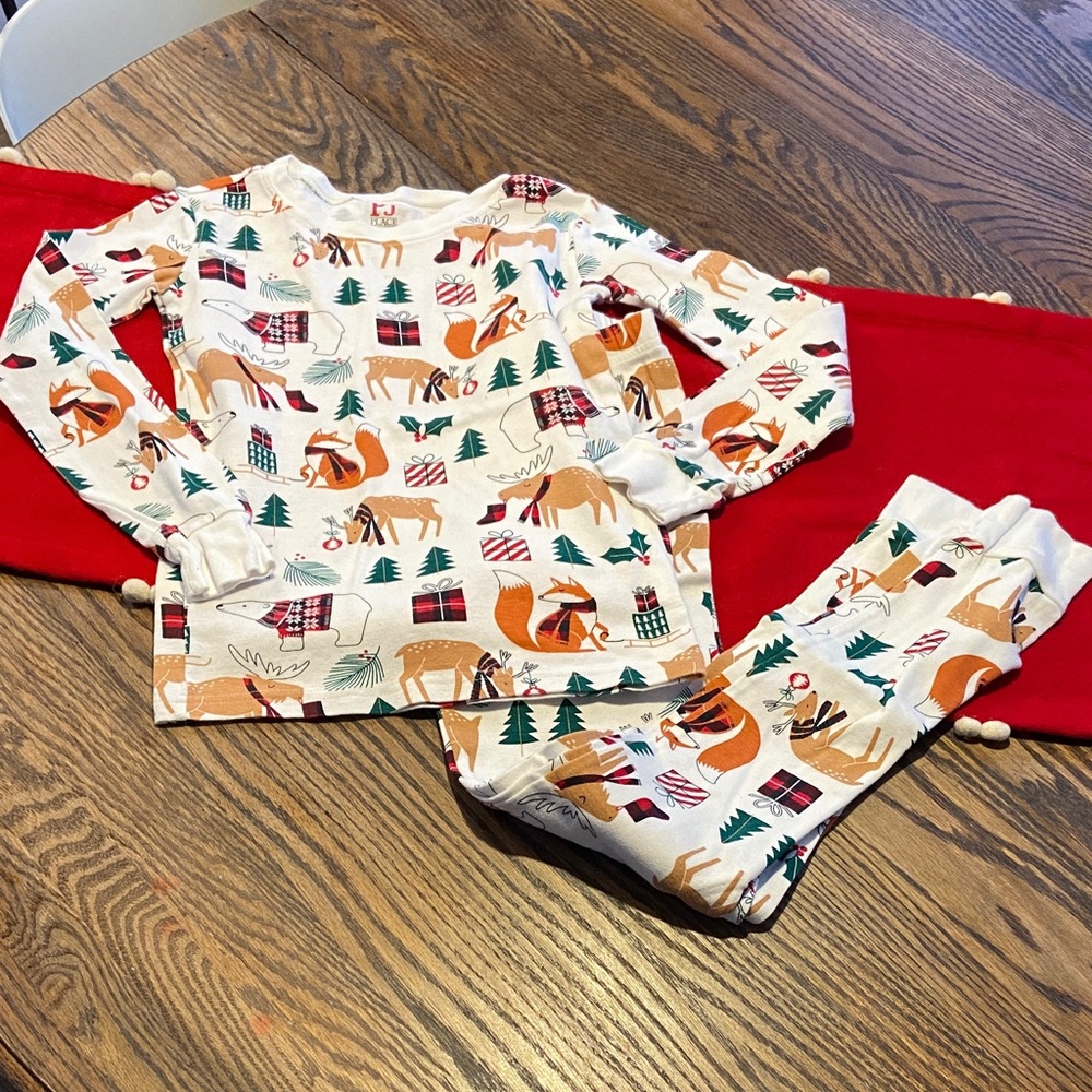 Children’s Place PJ place cotton Christmas holiday winter pajamas size unisex 10